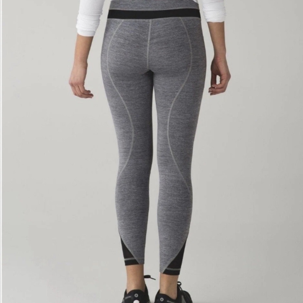 LULULEMON Inspire Tight II (Mesh) ‘Wee Are From Space’ Black Slate 8 - Picture 3 of 10
